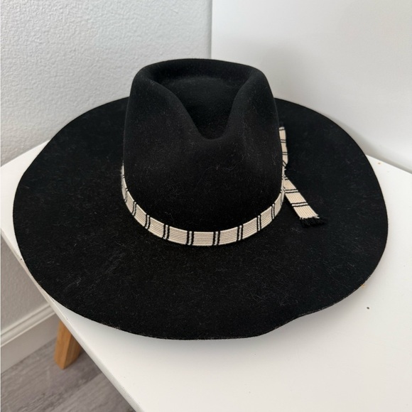 NWOT 100% Wool Brixton Hat size M main image 7